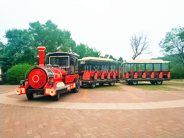 大型無軌觀光火車,無軌觀光小火車,景區(qū)無軌觀光火車廠家